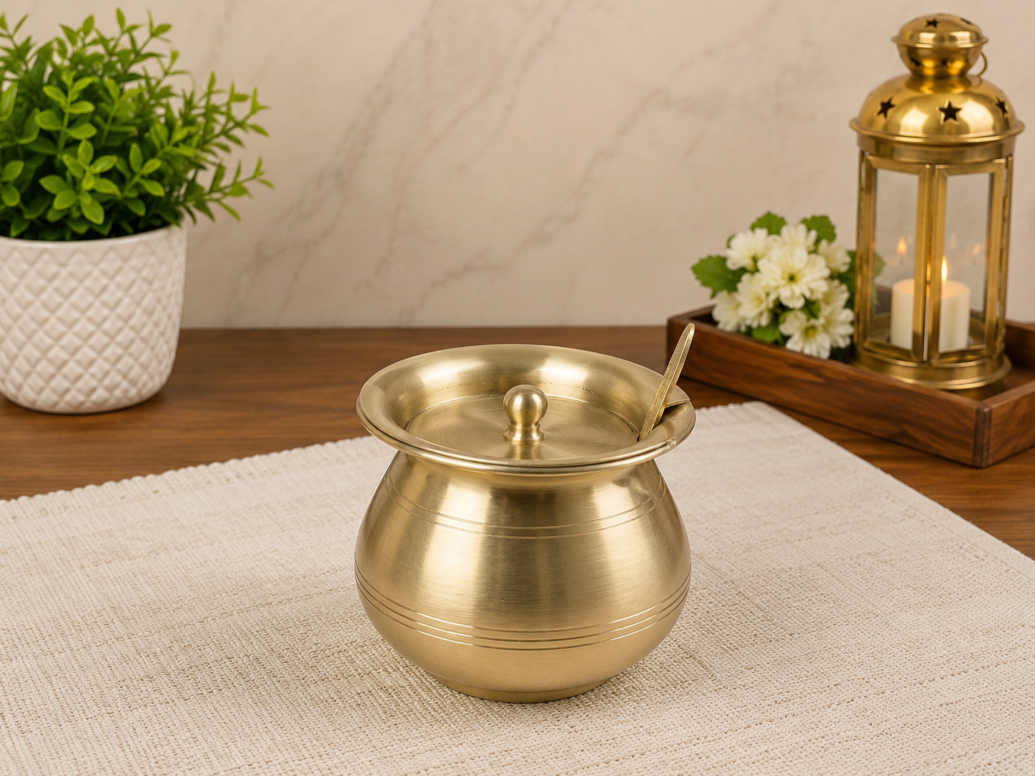 Ghee pot
