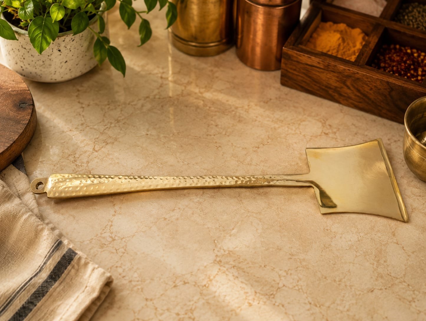 Premium Pure Brass Kitchen Utensil Set (3-Piece) – Hammered Finish Handle - Image 3